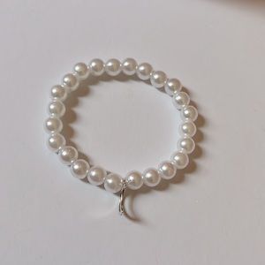 Pearl beaded bracelet with moon charm